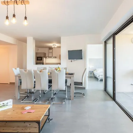 Apartament Marina Bianca-1 *
